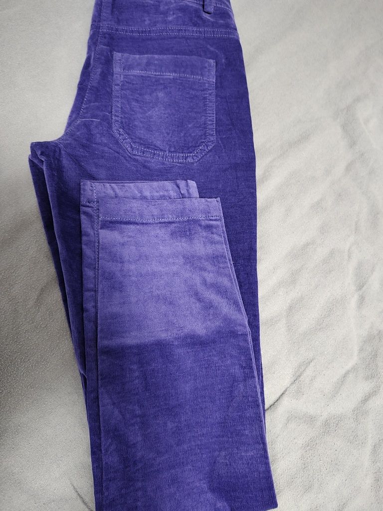 Vand pantaloni bennetton