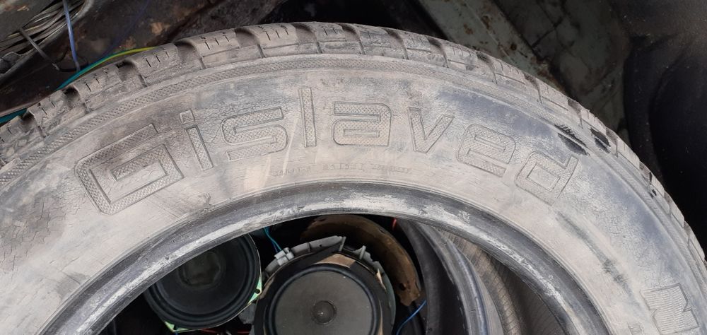 Резина зимняя 2 шт.