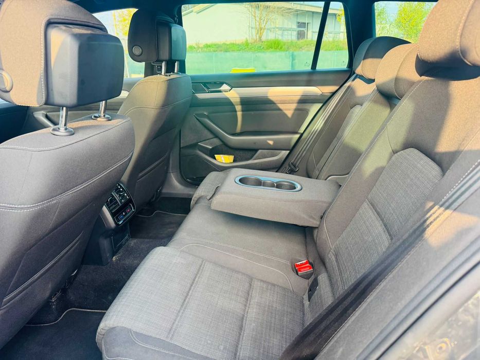 Volkswagen passat 2021