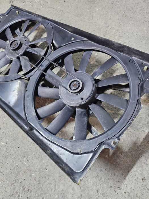 Ventilator racire radiator original Volkswagen Passat B4