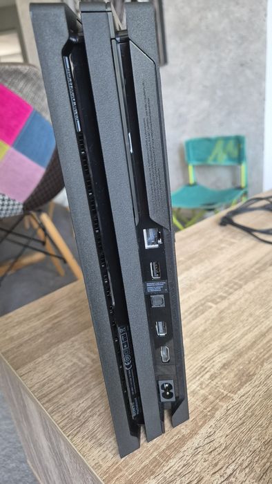 PlayStation 4 Pro 4K 1 TB