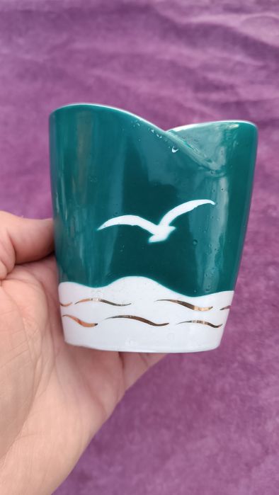 Фарфоровая салфетница