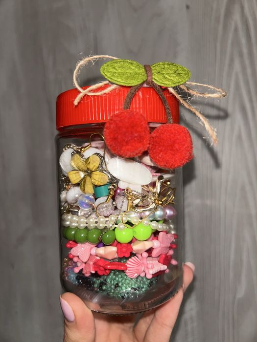 Буркан с бижута