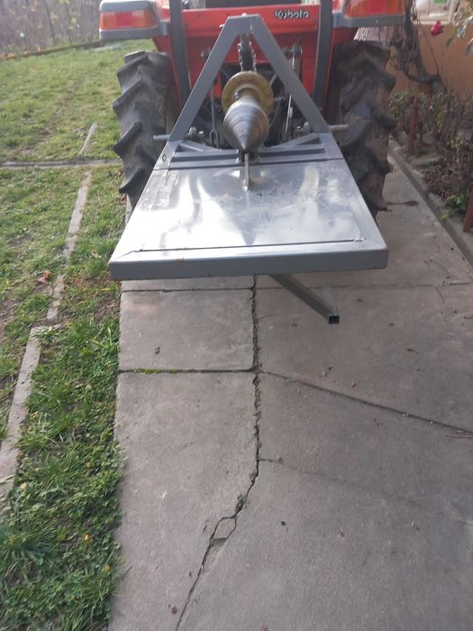 Vand despicator/crepator lemne cu con