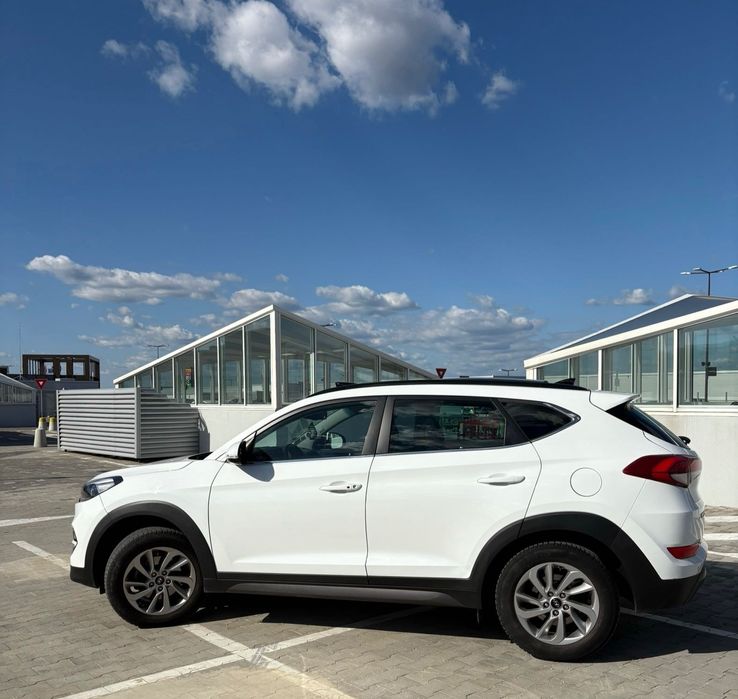 Vând Hyundai Tucson 1.7 CRDI