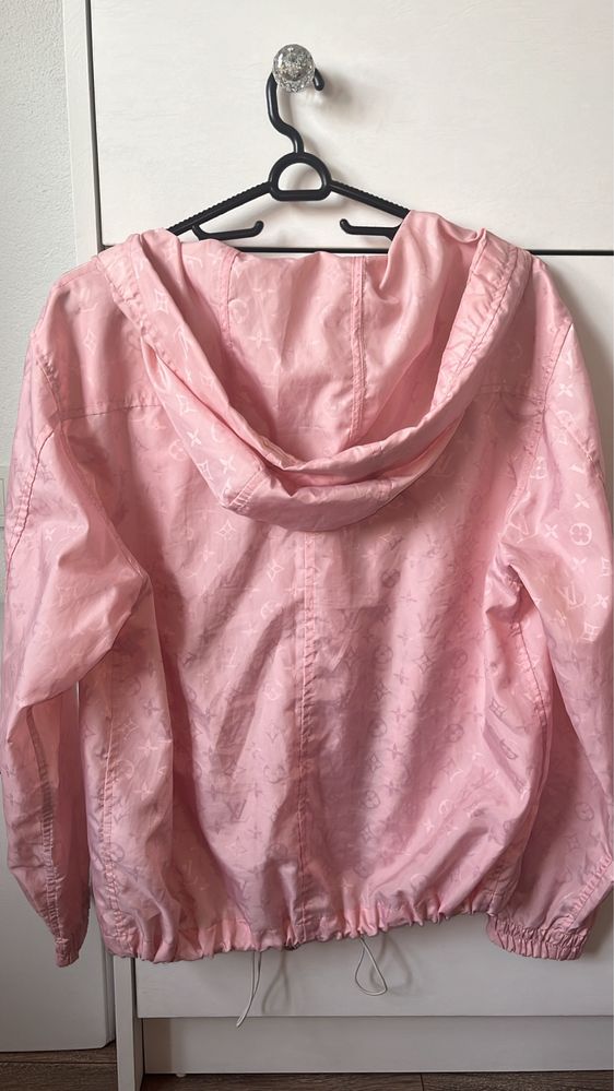 Louis Vuitton оригинално яке - baby pink