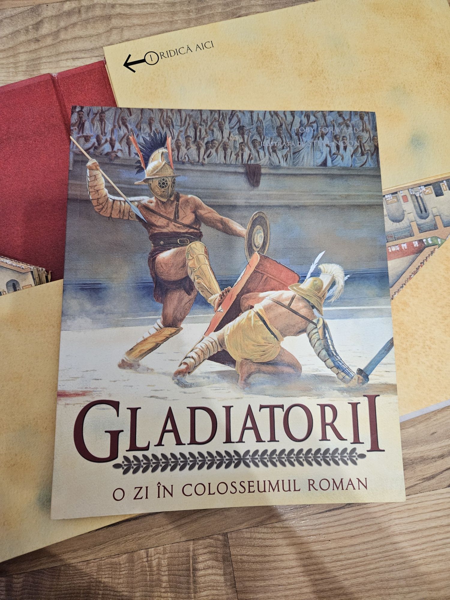 Carte "Gladiatorii",  Descopera Colosseumul Roman în 3D

Setul contine