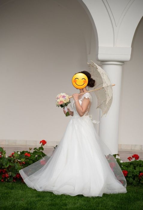 Vând roche de mireasă