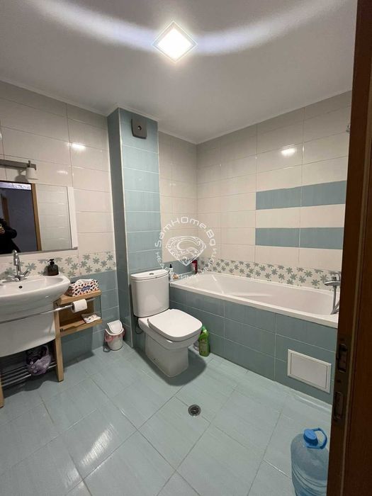 Дава се под наем Тристаен апартамент в Варна, Гръцка махала - 90 кв.м за 714 € - Снимка #8