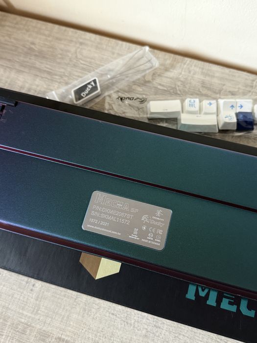 Механична Клавиатура Ducky Mecha SF Ocean Radiant 65% Cherry Brown