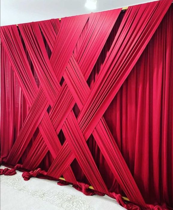 Кръстосана драперия за арка