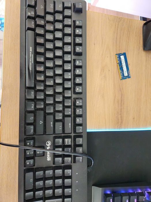 Tastatura mecanica Scorpion Marvo KG916, RGB, USB