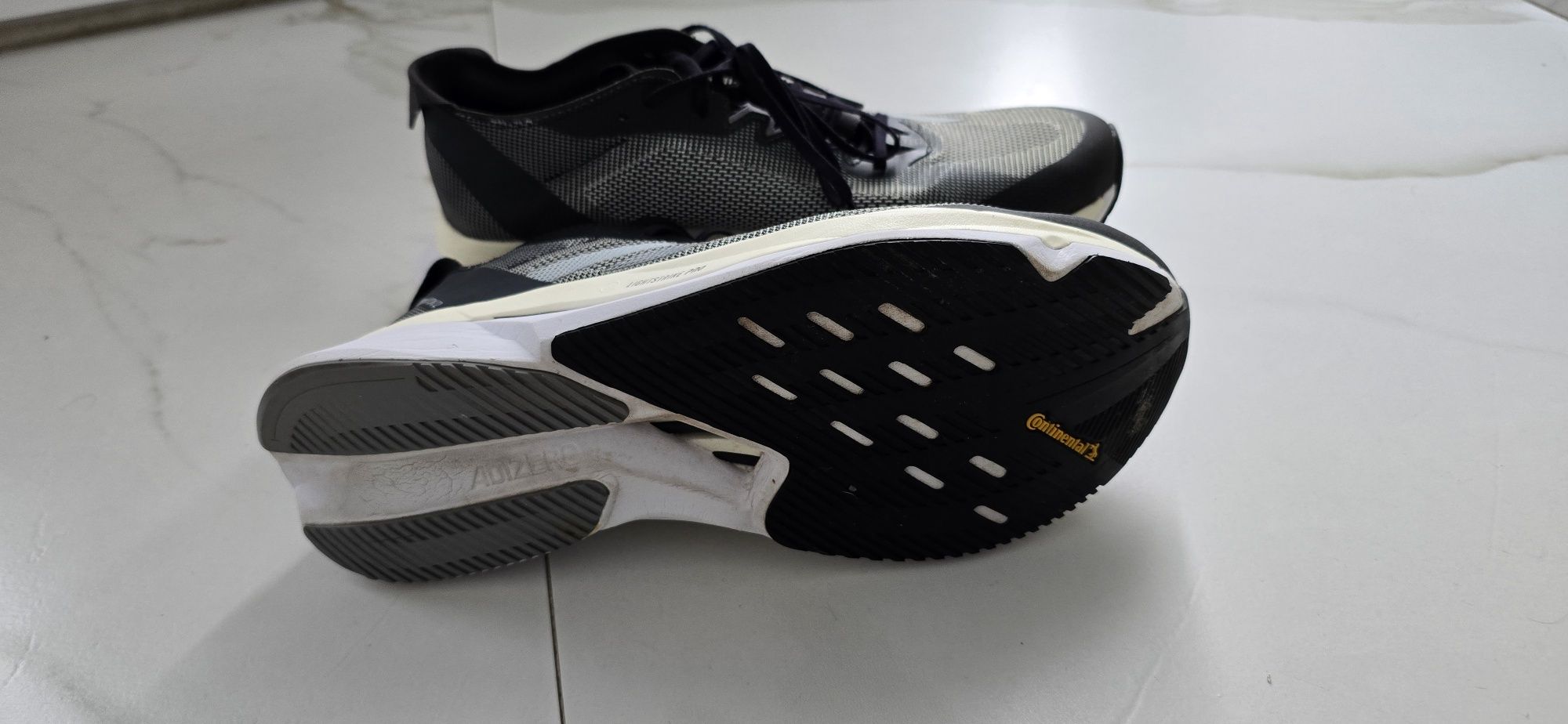 Adidas Adizero Boston 12 ca noi