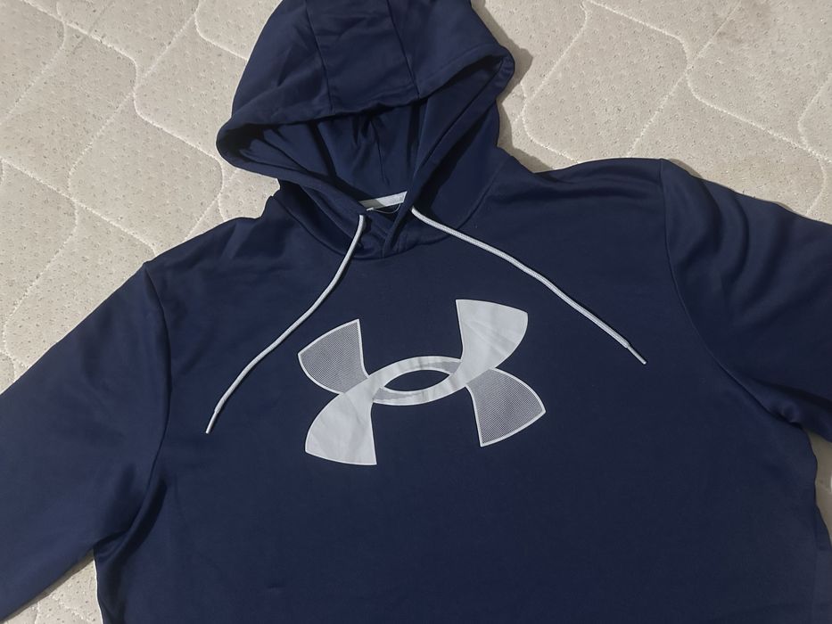 Under Armour мъжки суичър