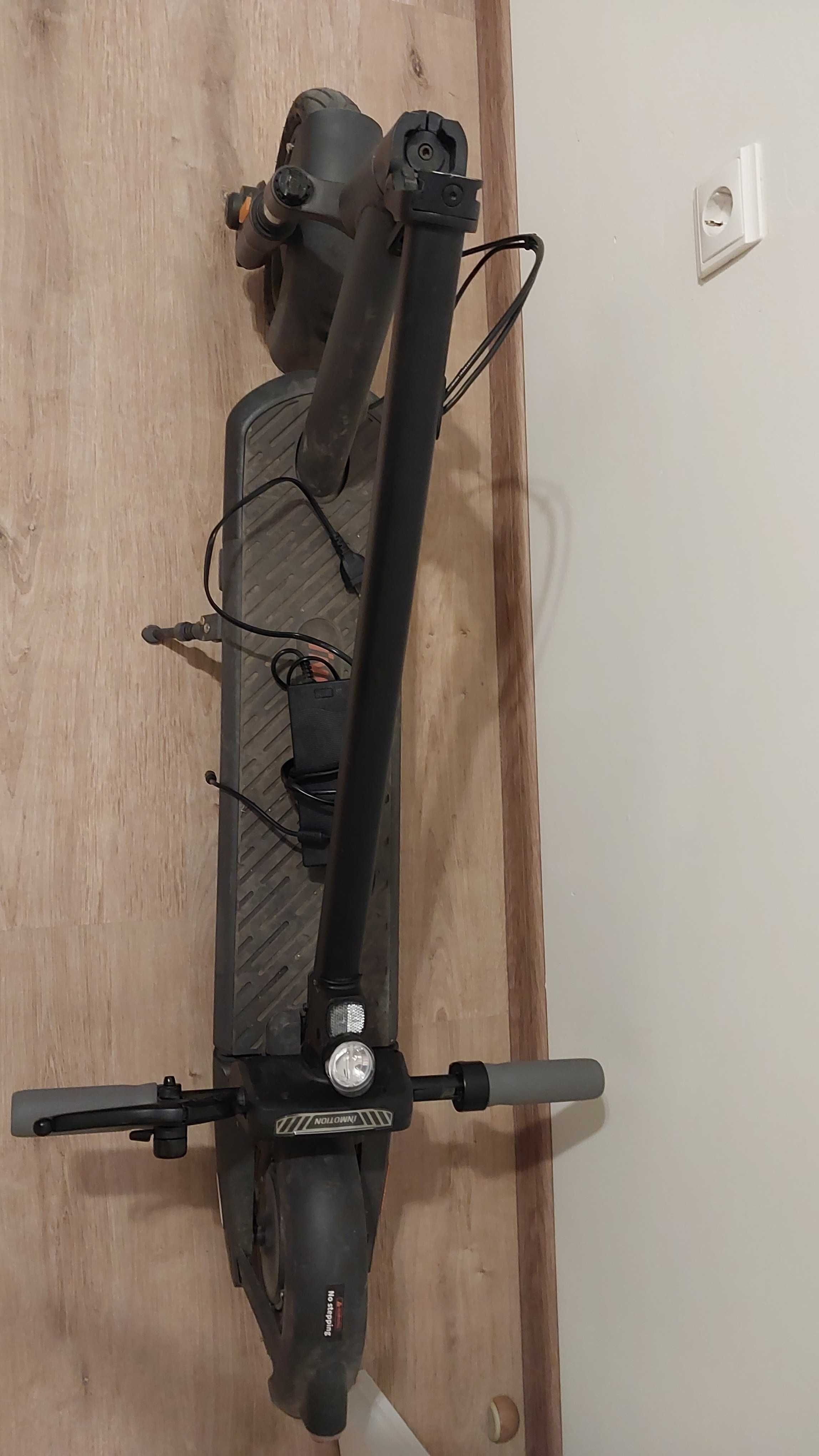Електрическа тротинетка Inmotion S1 1000W