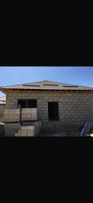 Частный не достроенный дом