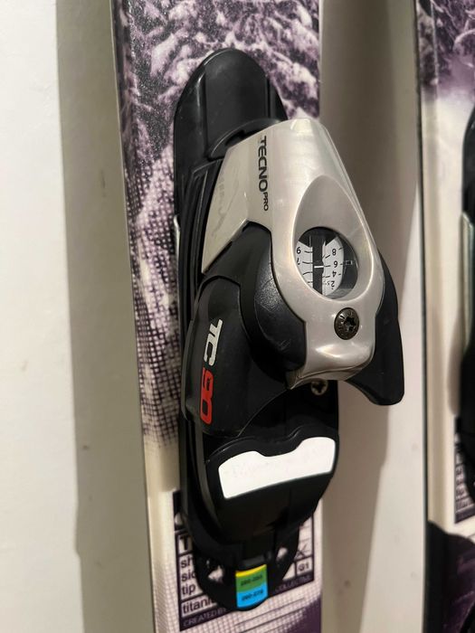 Freestyle Ски Salomon Threat + щеки