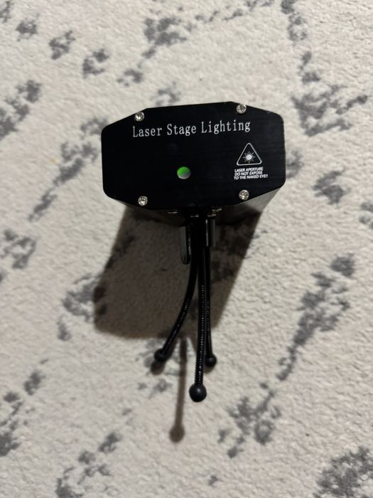 Proiector laser pt interior cu senzor de sunet, joc de lumini