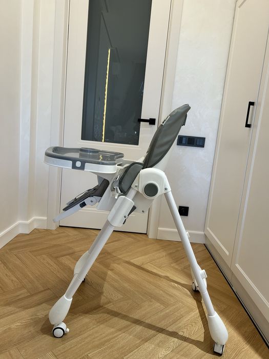 Детский стульчик для кормления