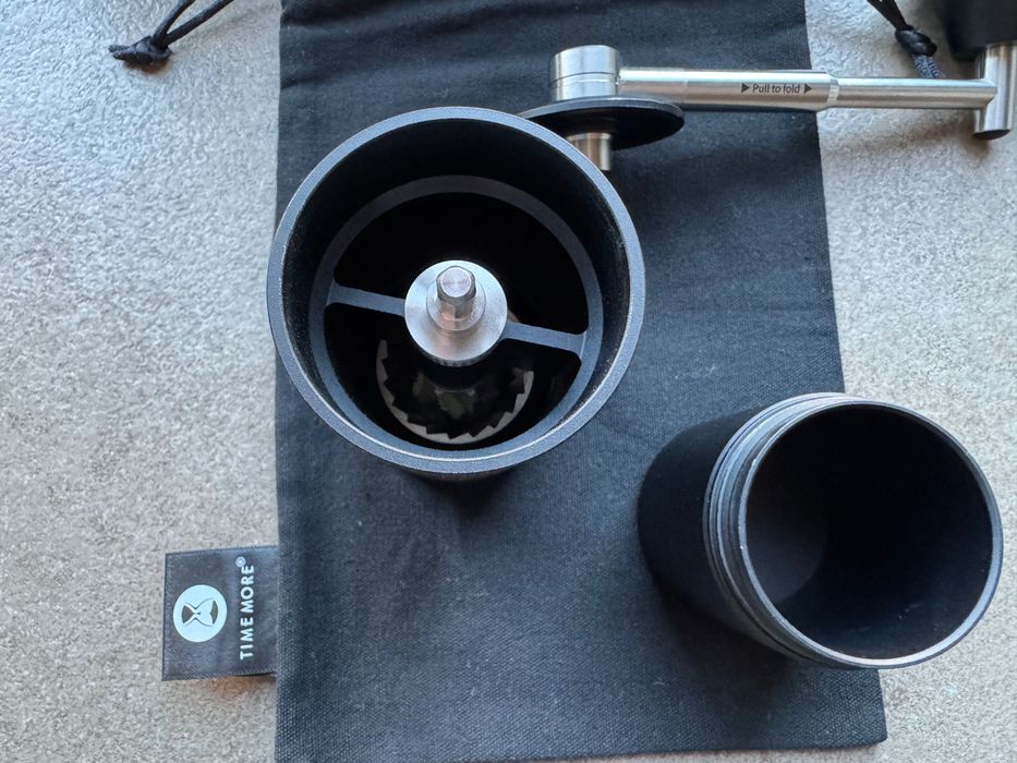 Продавам ръчни кафемелачки TIMEMORE C3 ESP Pro