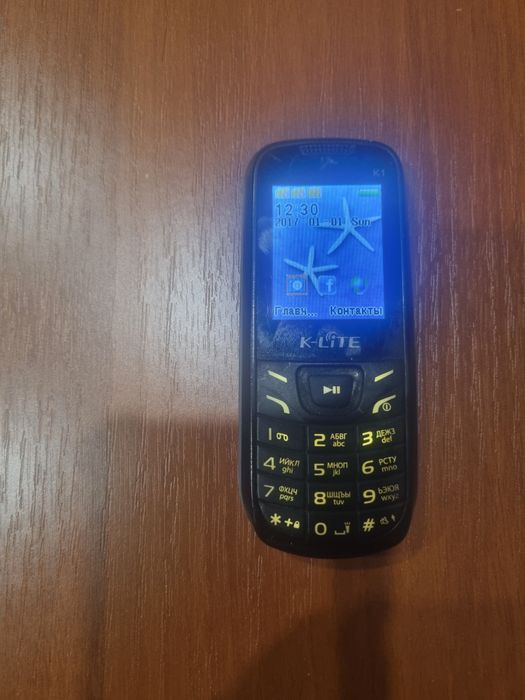 Продам телефон дву сим