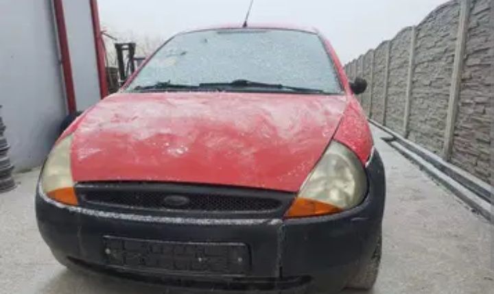 Far Faruri Ford Ka 1 , primul model 1996 2006 stare buna ! Rezerva