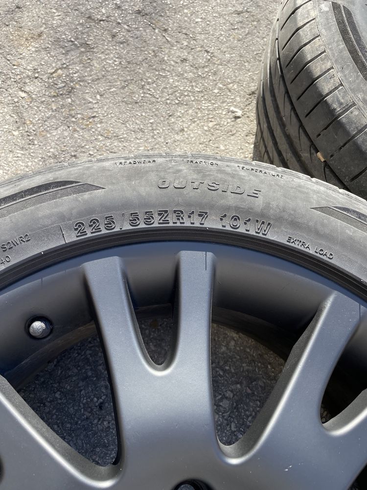 4 бр Лети джанти, черни 7J x R17 /5 CH50 5 x 108 / 60.1 с летни гуми
