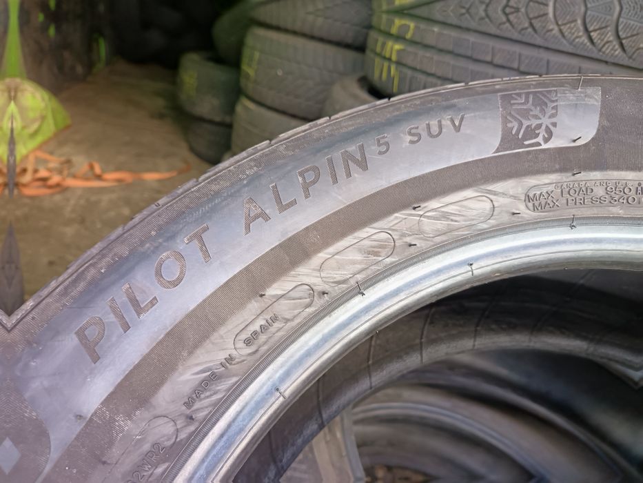 Anvelope MS iarna 235 60 17 Michelin 8.9mm 2020