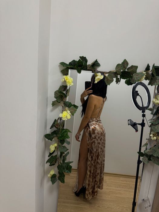 Дълга рокля с леопардов принт