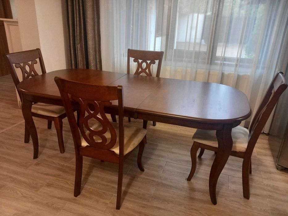 Masă extensibilă lemn masiv vintage+4 scaune tapițate stare impecabilă