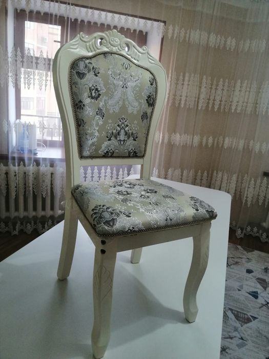 Продается стуля для гостиной