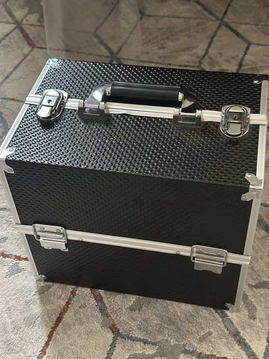 Бьюти кейс/ косметичка чемодан/ органайзер с выдвижными полками