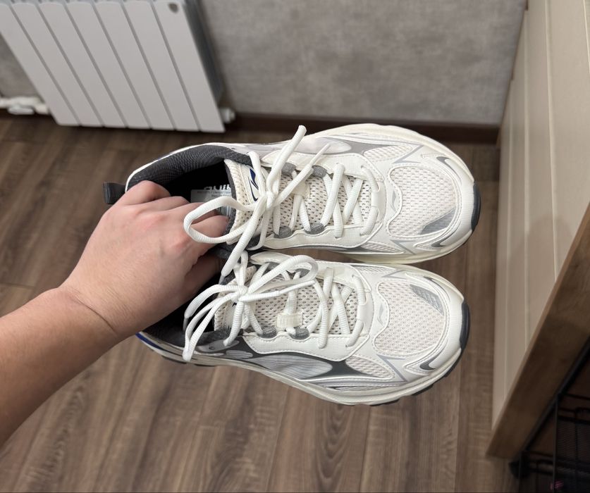 Продаются новые кроссовки Li Ning 39 размер унисекс