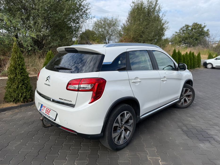 Citroen C4 Aircross 1.6HDI 115Cp model 2014 jante 18 piele consum 5%