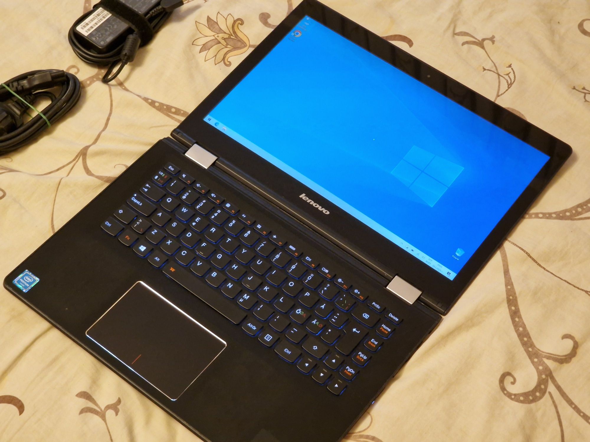 Lenovo Yoga 14" Лаптоп Таблет 500-14ISK SSD 256GB Тъч скрийн