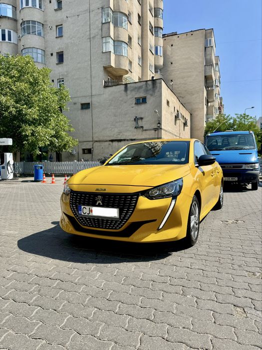 Vand Peugeot 208 .