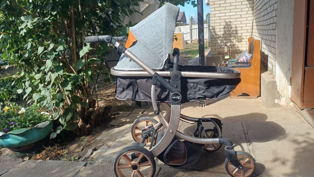 Коляска детская 2 в 1