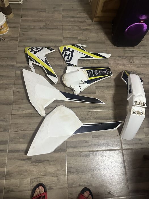 Vand kit de plastice enduro husqvarna 17-19