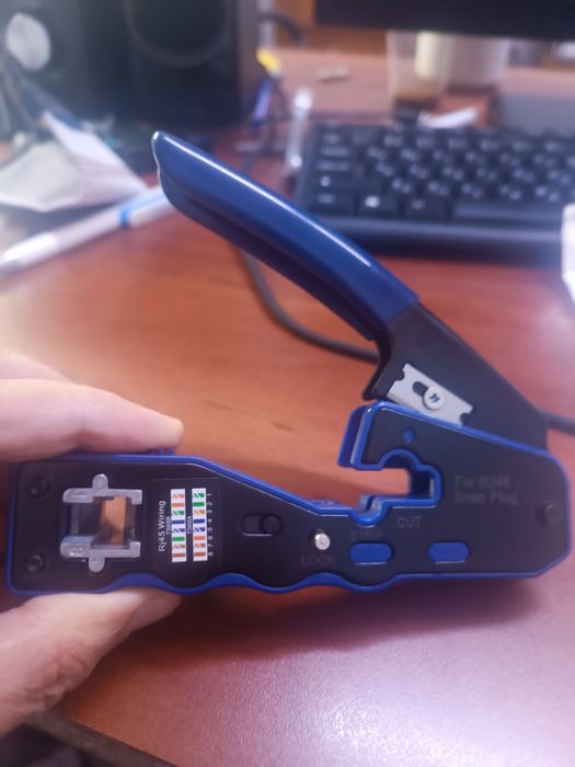 Обжимка  RJ-45!!