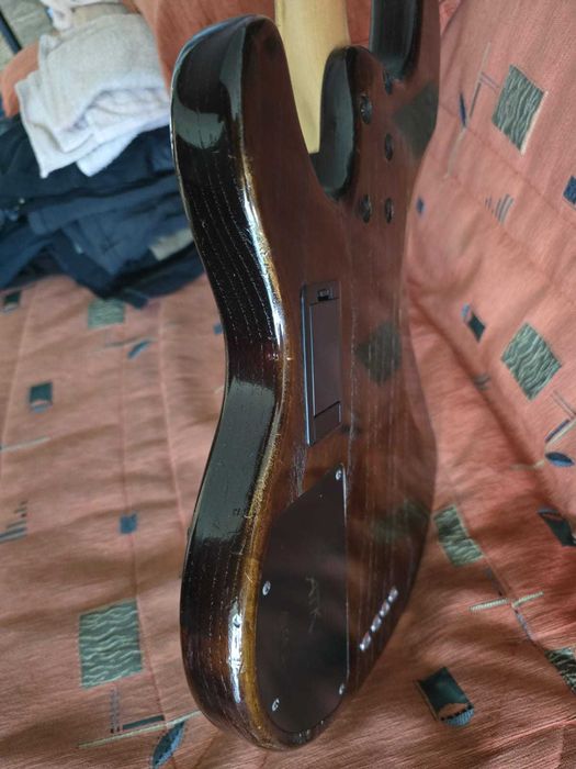 Chitara bass Ibanez ATK 800 Premium