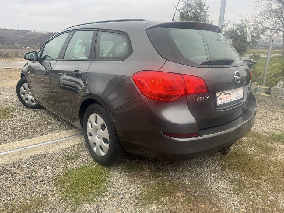 Opel Astra J 17 CDTI Posibilitate Rate,Cash,Buy Back
