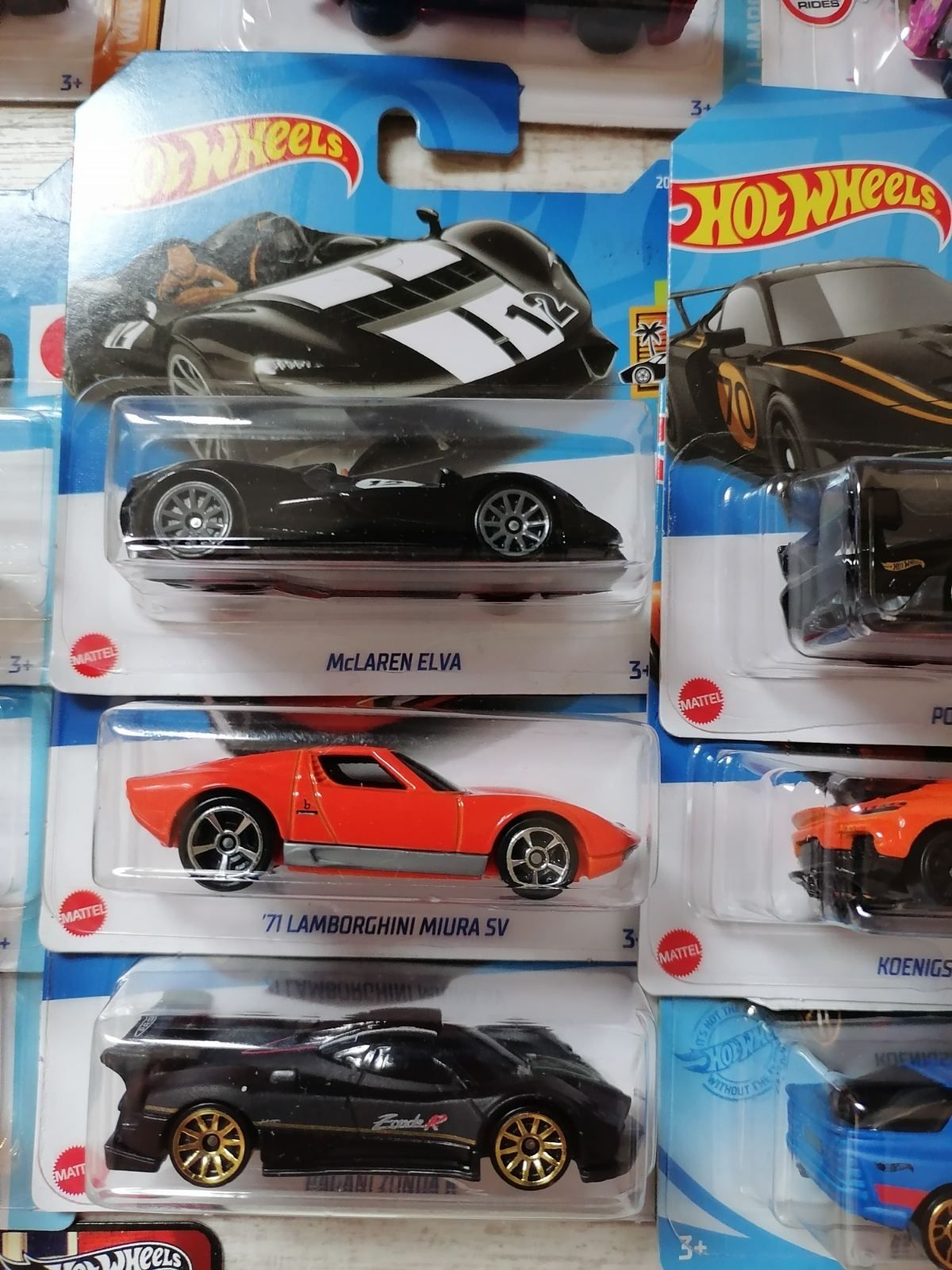 Hotwheels колички