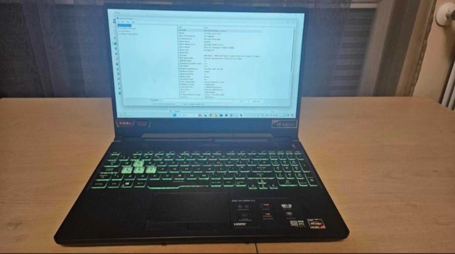 Asus tuf gaming a15 с добавени 1т и акаунт за 300лв на steam и epic