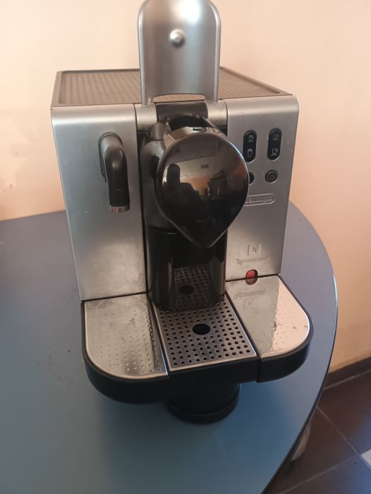 Продавам кафе машини nespreso.
