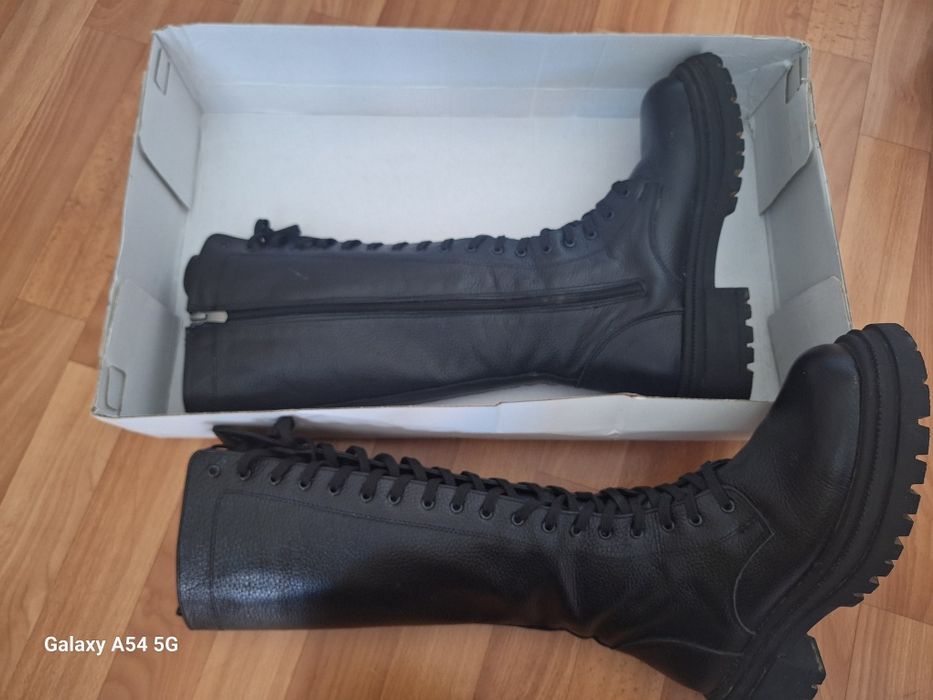 Сапоги натуралка продам