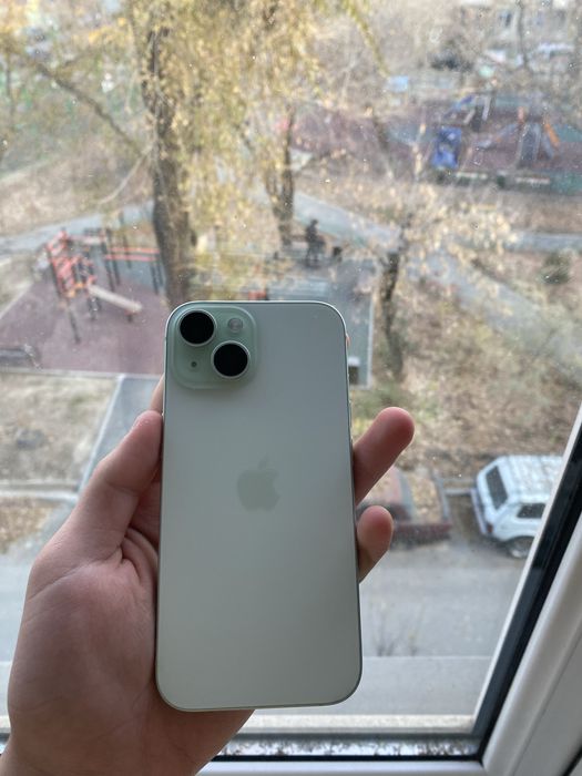 iPhone 15 128gb 84% зеленый