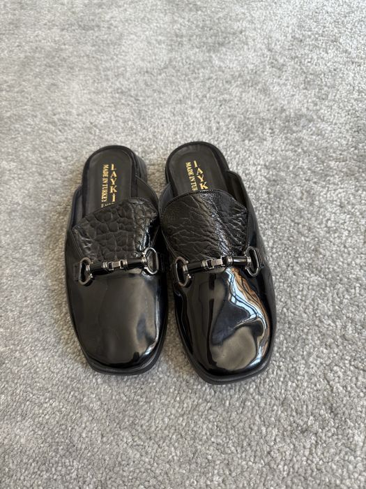 Ayollar oyoq kiyimi sifati alo