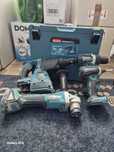Set Makita folosite o singura dată cu 4 baterii.