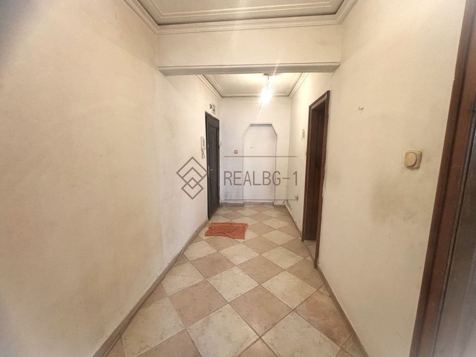 Продава се Двустаен апартамент в Варна, Операта - 76 кв.м за 2040 €/кв.м - Снимка #7