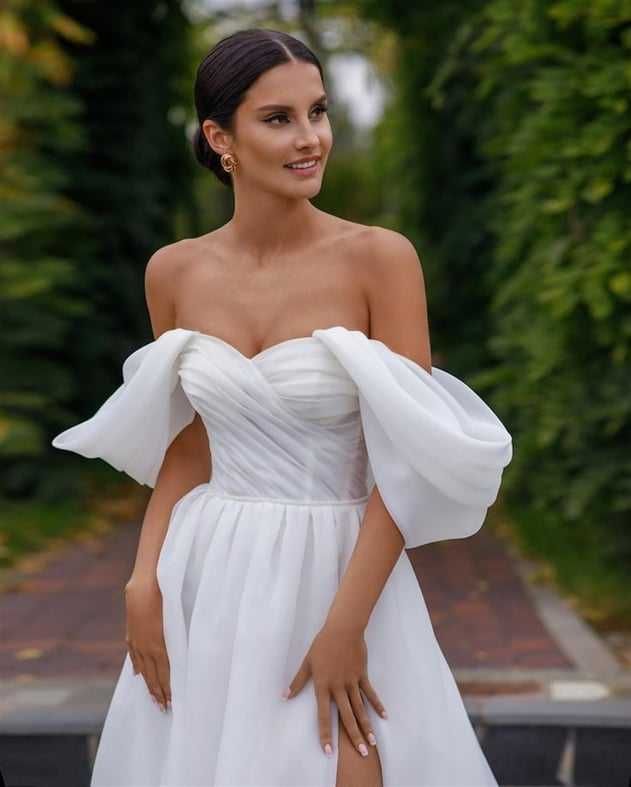 Rochie de mireasa, din Organza, noua, cu eticheta- pe stoc- masura 42